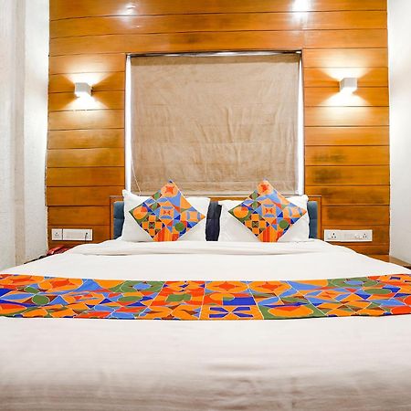 Fabhotel Kyra - Near Airport Road 아흐메다바드 외부 사진