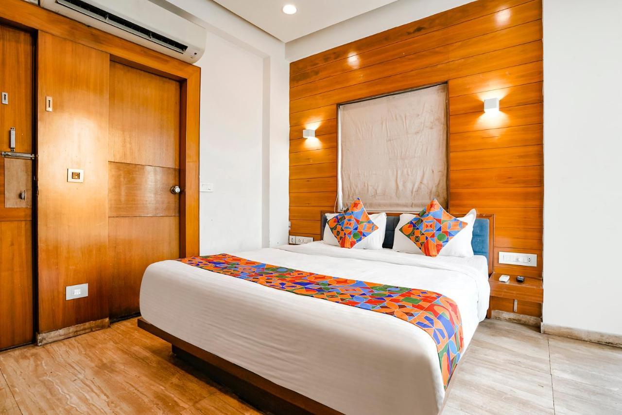 Fabhotel Kyra - Near Airport Road 아흐메다바드 외부 사진