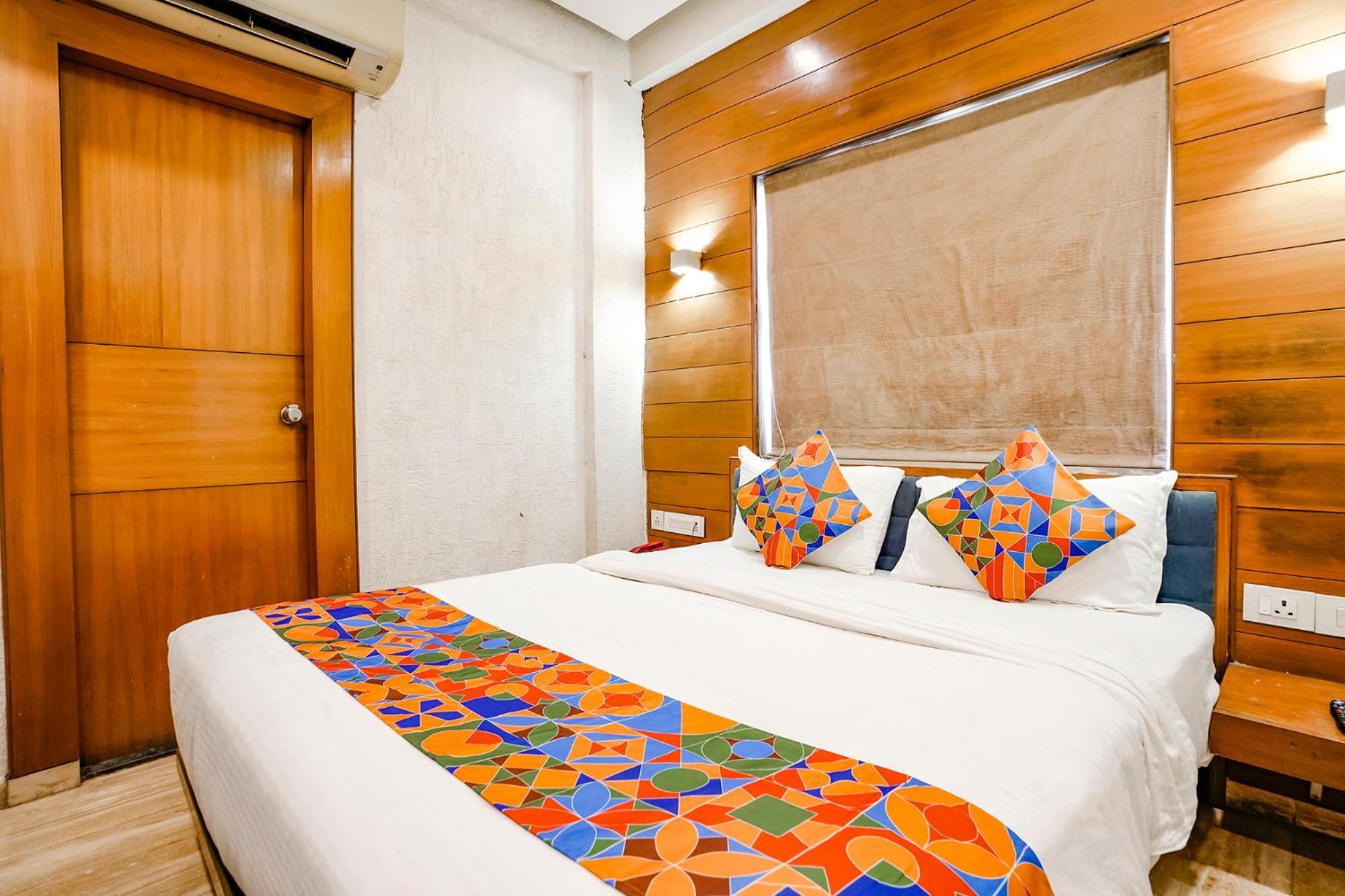 Fabhotel Kyra - Near Airport Road 아흐메다바드 외부 사진