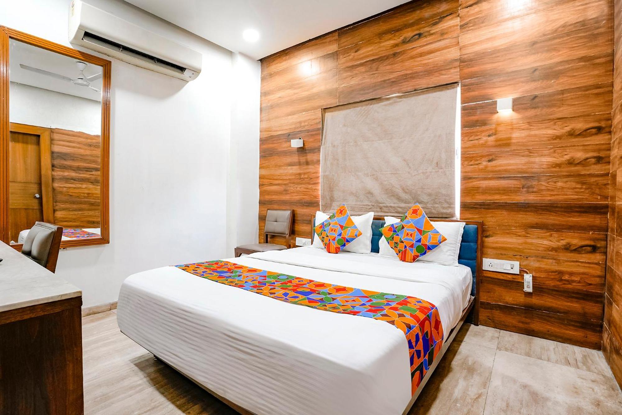 Fabhotel Kyra - Near Airport Road 아흐메다바드 외부 사진