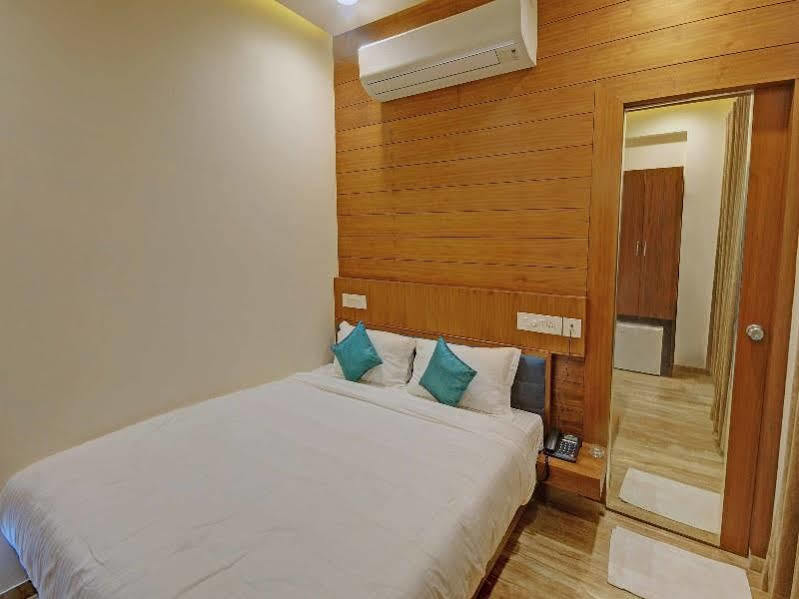 Fabhotel Kyra - Near Airport Road 아흐메다바드 외부 사진