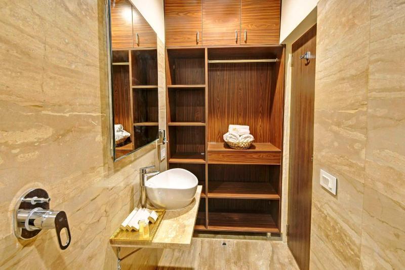 Fabhotel Kyra - Near Airport Road 아흐메다바드 외부 사진
