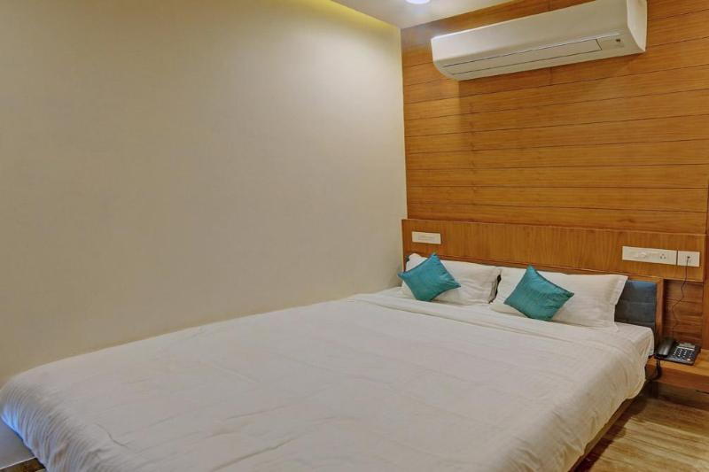 Fabhotel Kyra - Near Airport Road 아흐메다바드 외부 사진